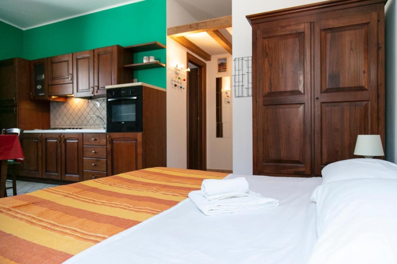 Monolocale Il Tindaro Apartment Catania Bagian luar foto