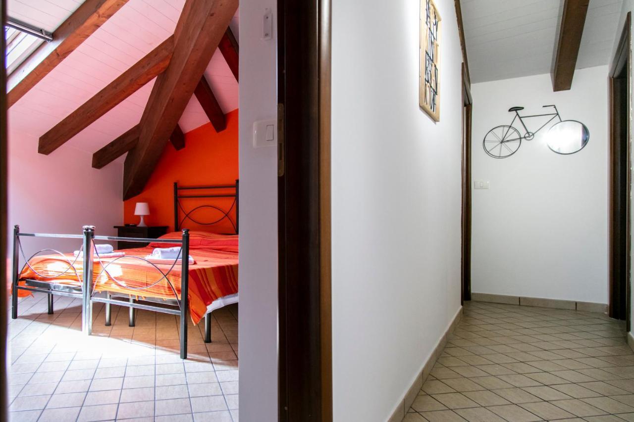 Monolocale Il Tindaro Apartment Catania Bagian luar foto