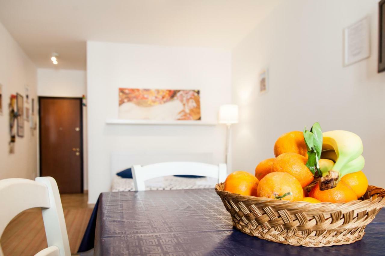 Monolocale Il Tindaro Apartment Catania Bagian luar foto